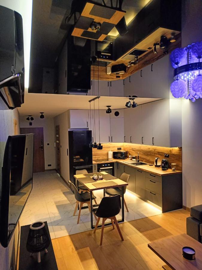 Luksusowy Apartament Przy Galerii 8Th Floor 키엘체 외부 사진