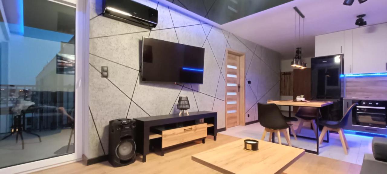 Luksusowy Apartament Przy Galerii 8Th Floor 키엘체 외부 사진