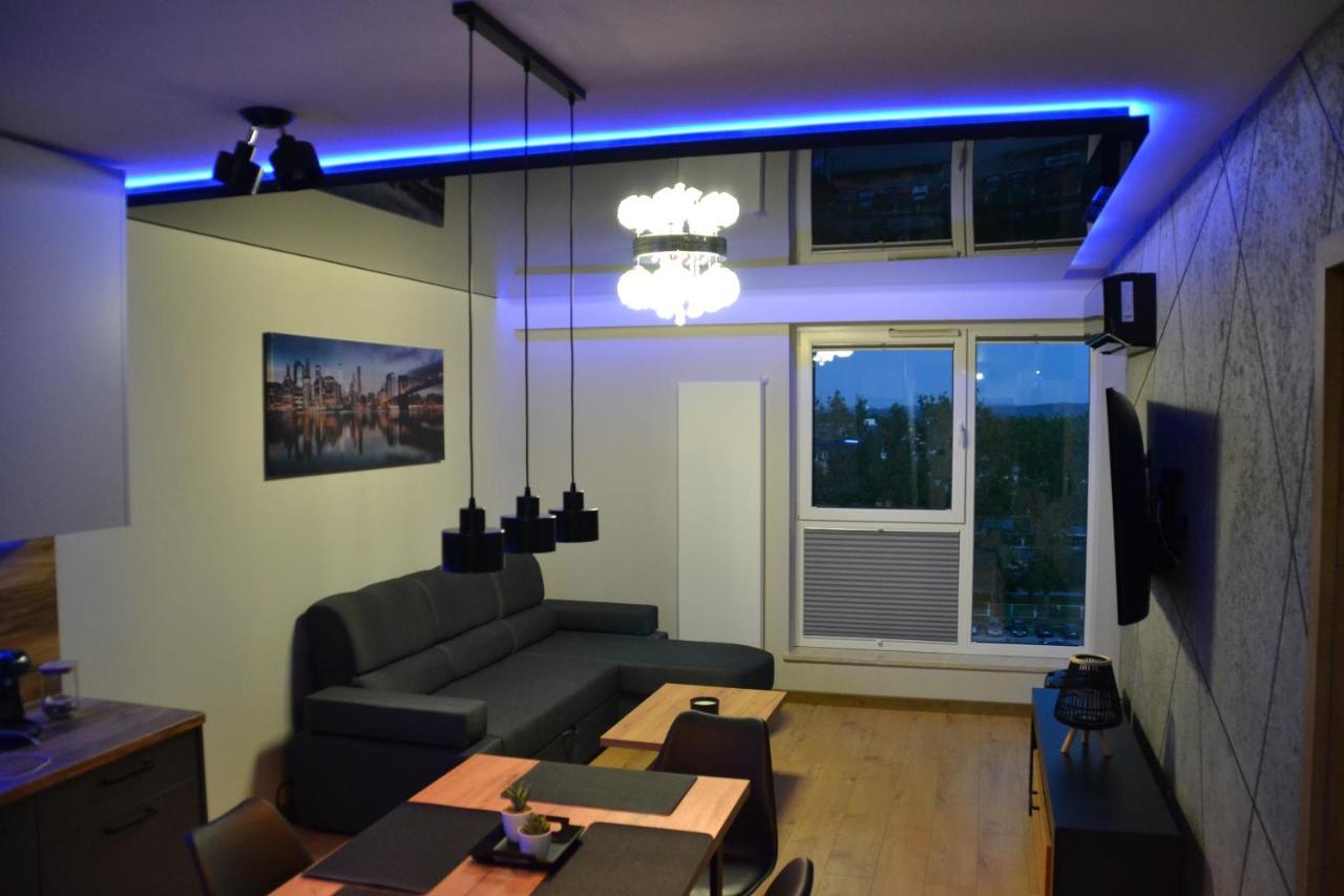 Luksusowy Apartament Przy Galerii 8Th Floor 키엘체 외부 사진