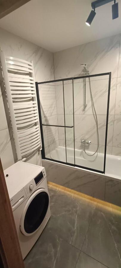 Luksusowy Apartament Przy Galerii 8Th Floor 키엘체 외부 사진